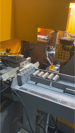 料尾專機(jī)鋸切實(shí)心棒