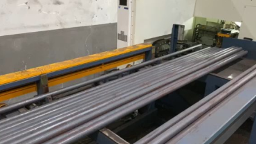 長齡液壓鋸切長料視頻