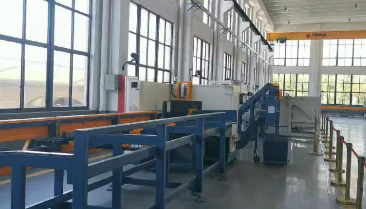 自動(dòng)化車間的鍛造線